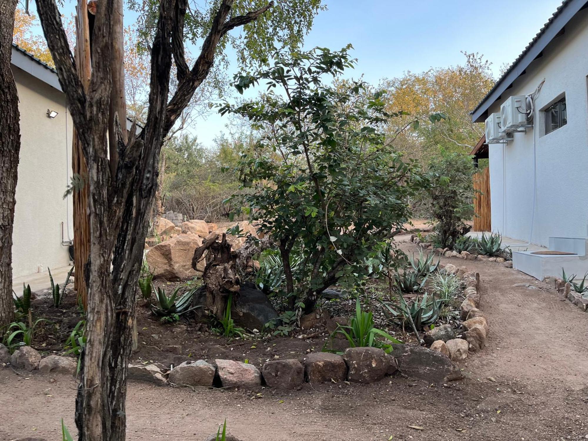 Kholiwe On Kruger Lodge & Safaris Marloth Park Kültér fotó